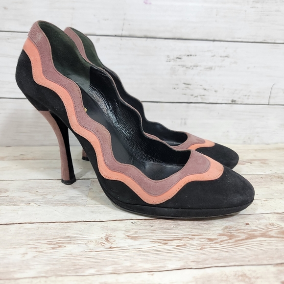 Prada suede scalloped pumps - Picture 9 of 13